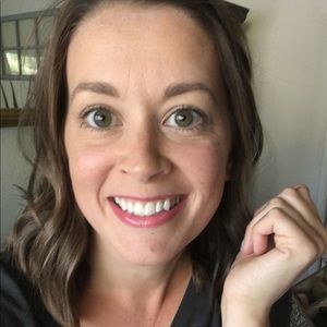 Meet your Posher, Carly